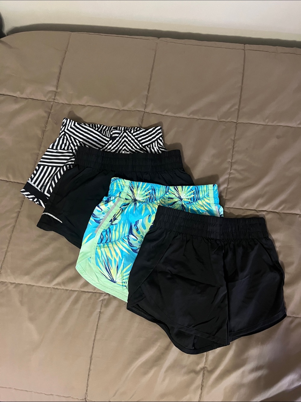 Athletic Works Girls Black & Turquoise Palm Shorts Set - 4 Pack